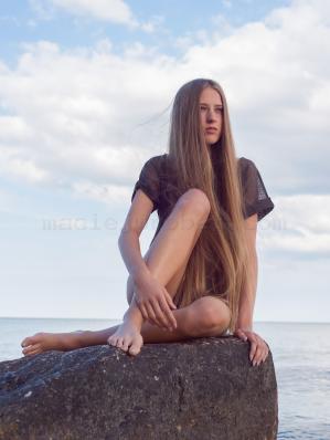 Adrianna_2908_06_hr.jpg